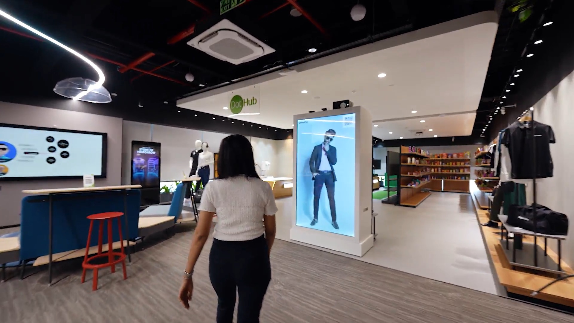  Why Designing Experience Centers Right is Important.jpeg
